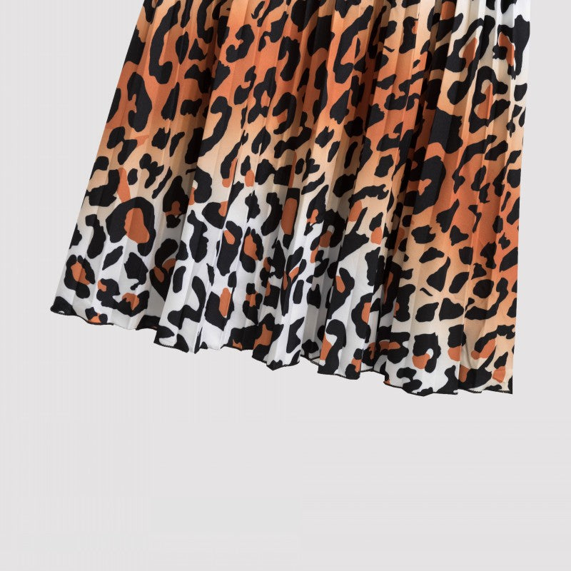 Wild at Heart: Embrace Summer Vibes with the New Digital Printing Leopard Print Skirt - European and American Fashion!