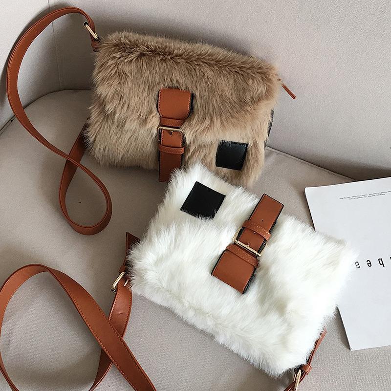 Luxurious Plush Autumn Winter Crossbody Bag: Cozy Elegance for the Colder Seasons